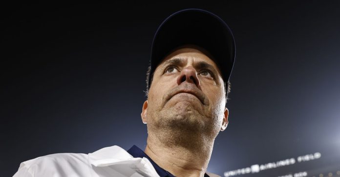 Coach Jedd Fisch's honeymoon in Arizona is over voluntarily

